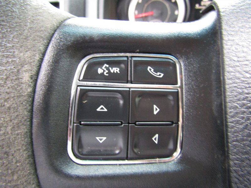 2017 RAM 1500 SLT,4X4,CONV PKG,RVC,PDC,SILVER CERTIFIED - Photo 26 - Haddon Twp, NJ 08107