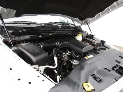 2017 RAM 1500 SLT,4X4,CONV PKG,RVC,PDC,SILVER CERTIFIED - Photo 41 - Haddon Twp, NJ 08107