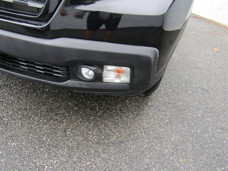 2017 Honda Ridgeline SPORT,4X4, PKG,CONV PKG,SILVER CERTIFIED - Photo 13 - Haddon Twp, NJ 08107