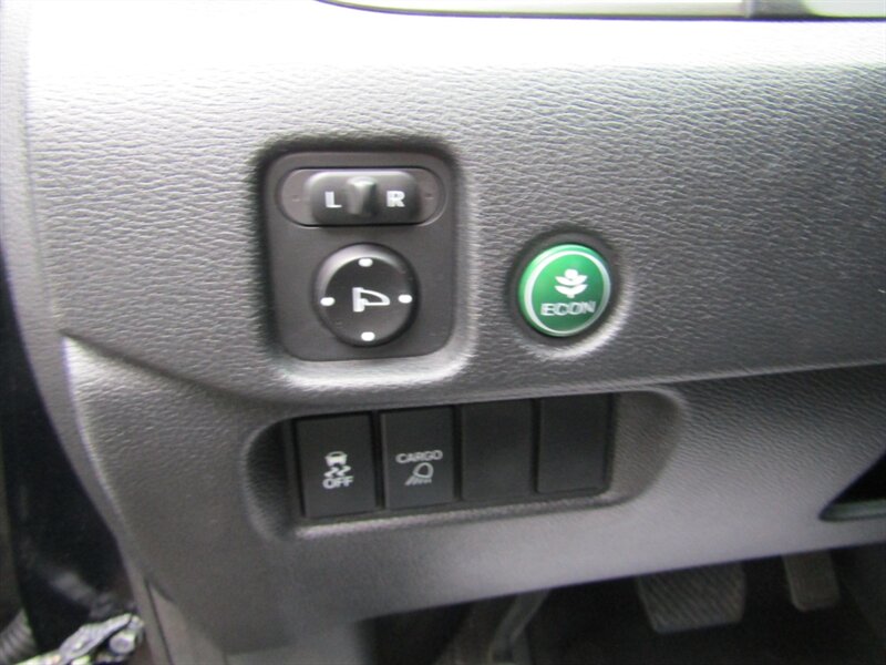 2017 Honda Ridgeline SPORT,4X4, PKG,CONV PKG,SILVER CERTIFIED - Photo 43 - Haddon Twp, NJ 08107