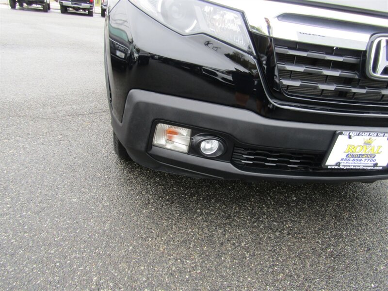 2017 Honda Ridgeline SPORT,4X4, PKG,CONV PKG,SILVER CERTIFIED - Photo 10 - Haddon Twp, NJ 08107