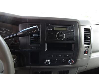 2017 Nissan NV S,CONV PKG,RVC,PWR PKG,SILVER CERTIFIED   - Photo 38 - Haddon Twp, NJ 08107