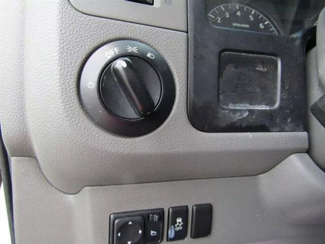 2016 Nissan NV Cargo 2500 HD,CONV ,NAV,PKG,RVC,SILVER CERTIFIED - Photo 33 - Haddon Twp, NJ 08107