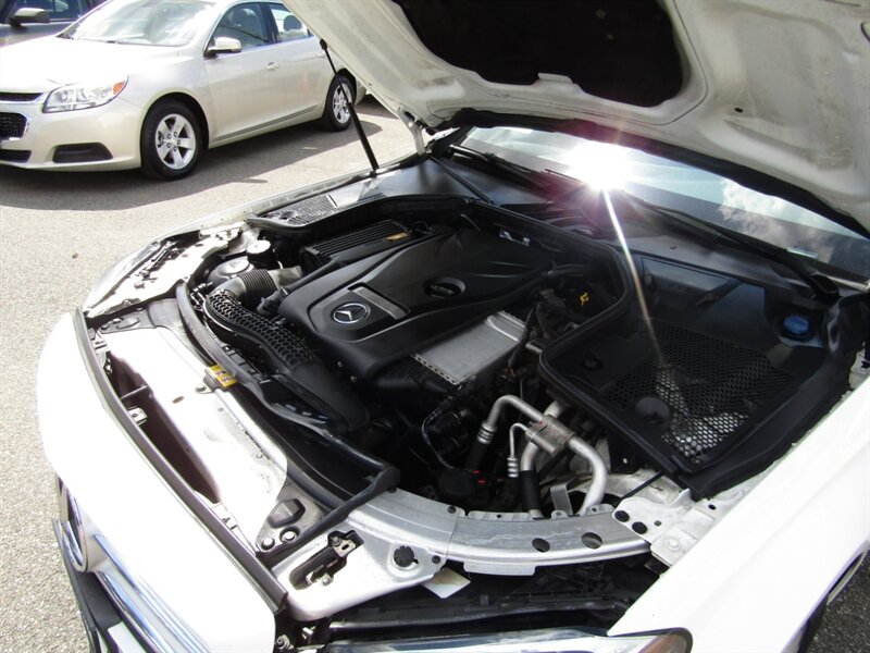 2017 Mercedes-Benz AWD,NAV,PREM 1 PKG,PANOROOF ,SILVER CERTIFIED - Photo 64 - Haddon Twp, NJ 08107