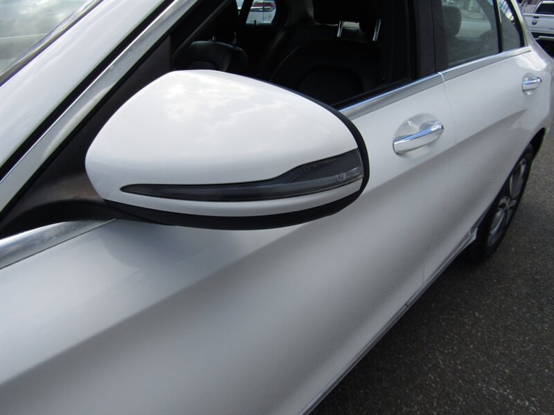 2017 Mercedes-Benz AWD,NAV,PREM 1 PKG,PANOROOF ,SILVER CERTIFIED - Photo 19 - Haddon Twp, NJ 08107