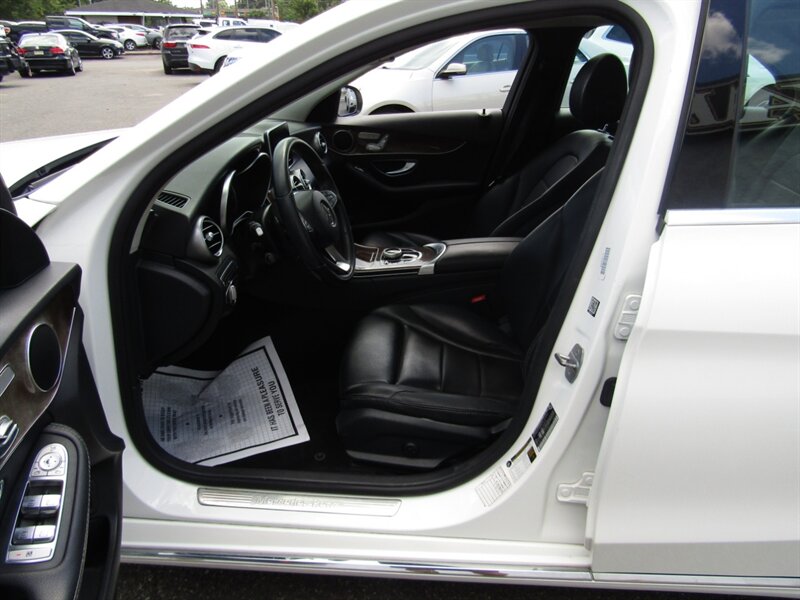 2017 Mercedes-Benz AWD,NAV,PREM 1 PKG,PANOROOF ,SILVER CERTIFIED - Photo 32 - Haddon Twp, NJ 08107