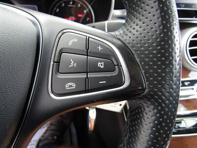 2017 Mercedes-Benz AWD,NAV,PREM 1 PKG,PANOROOF ,SILVER CERTIFIED - Photo 46 - Haddon Twp, NJ 08107