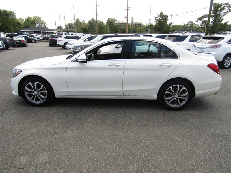 2017 Mercedes-Benz AWD,NAV,PREM 1 PKG,PANOROOF ,SILVER CERTIFIED - Photo 4 - Haddon Twp, NJ 08107