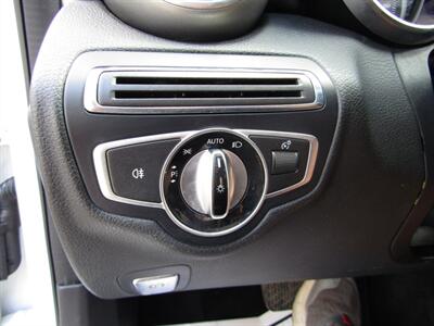 2017 Mercedes-Benz AWD,NAV,PREM 1 PKG,PANOROOF ,SILVER CERTIFIED - Photo 43 - Haddon Twp, NJ 08107