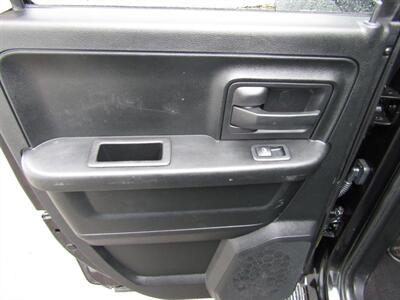 2018 RAM 1500 4x4,CONV PKG,TOW PKG,SILVER CERTIFIED   - Photo 16 - Haddon Twp, NJ 08107