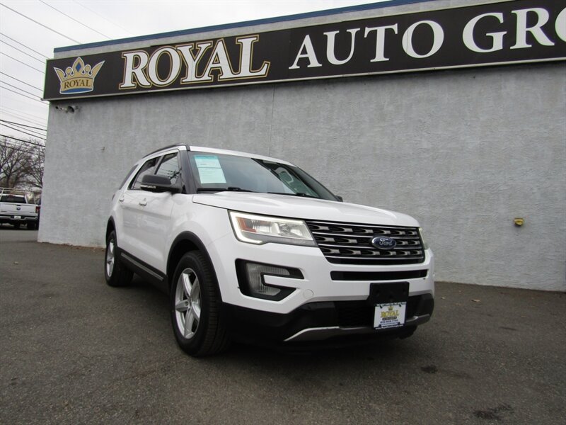 2017 Ford Explorer AWD,XLT,CONV PKG,RVC,SILVER CERTIFIED  