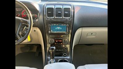 2011 GMC Acadia Denali   - Photo 13 - Dodge City, KS 67801
