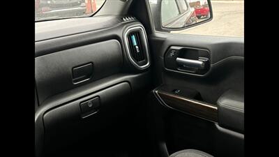 2020 Chevrolet Silverado 1500 LT   - Photo 17 - Dodge City, KS 67801