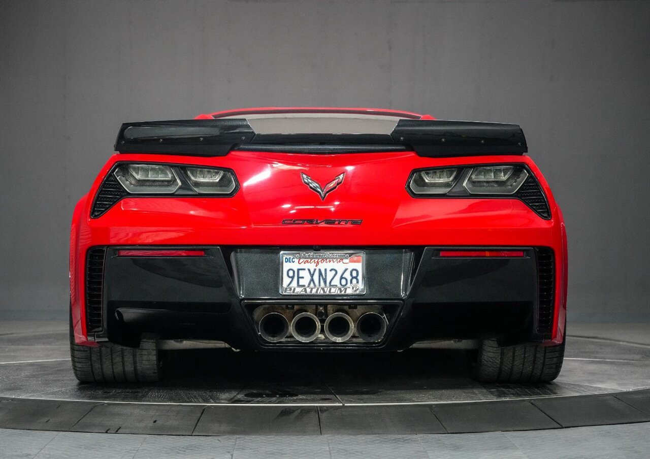2017 Chevrolet Corvette Z06   - Photo 8 - Victorville, CA 92392