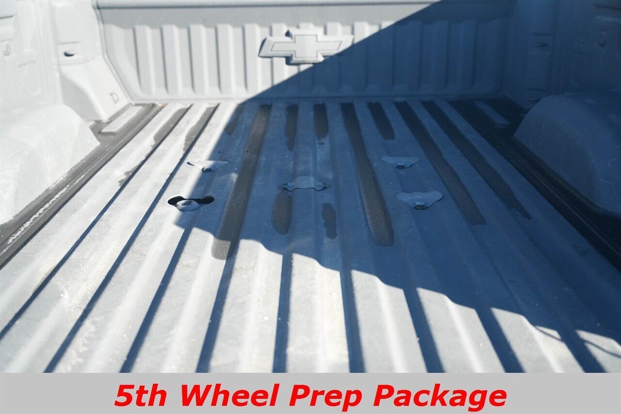 2024 Chevrolet Silverado 2500HD LTZ   - Photo 11 - Victorville, CA 92392