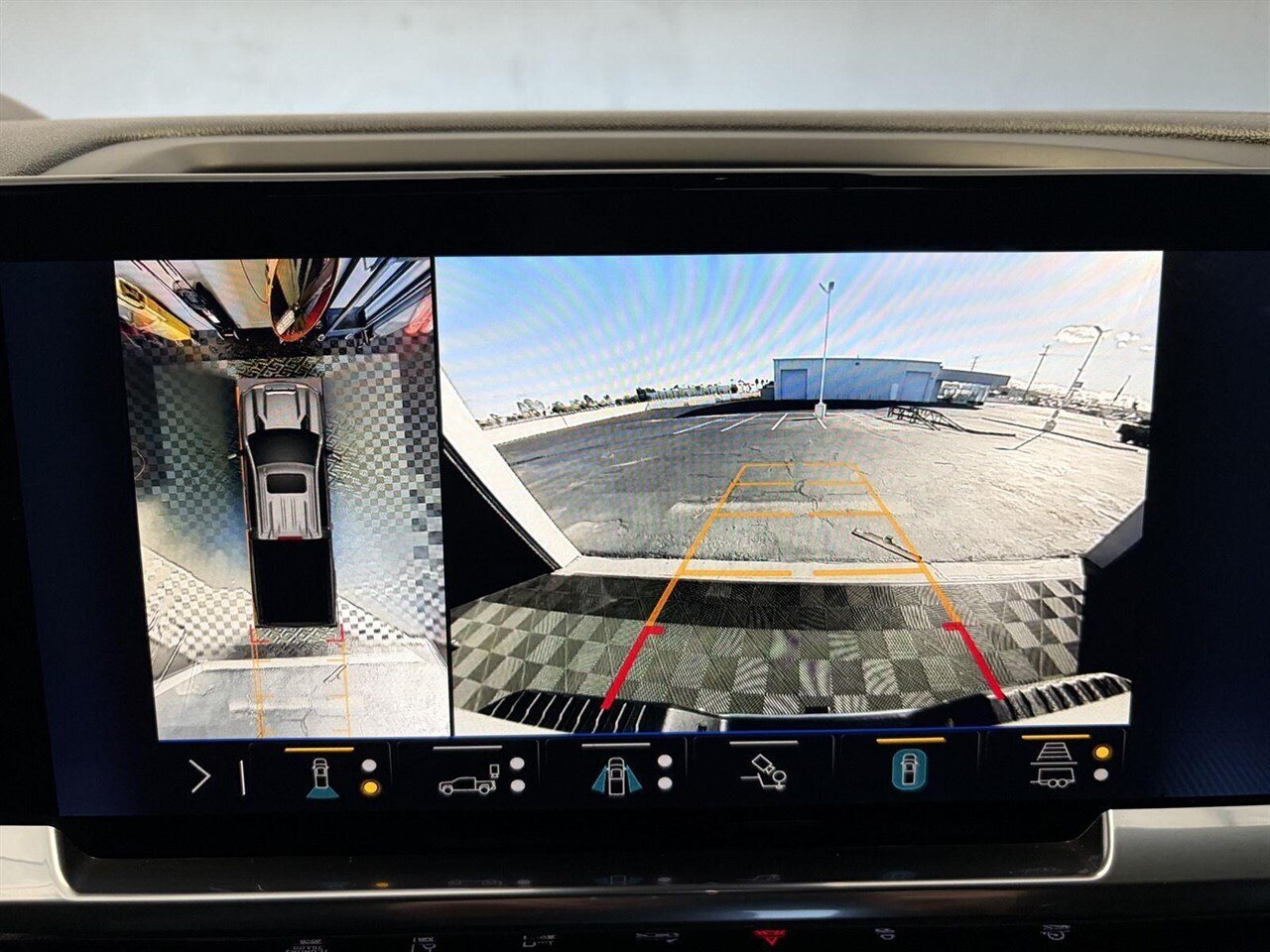 2024 Chevrolet Silverado 2500HD LTZ   - Photo 27 - Victorville, CA 92392