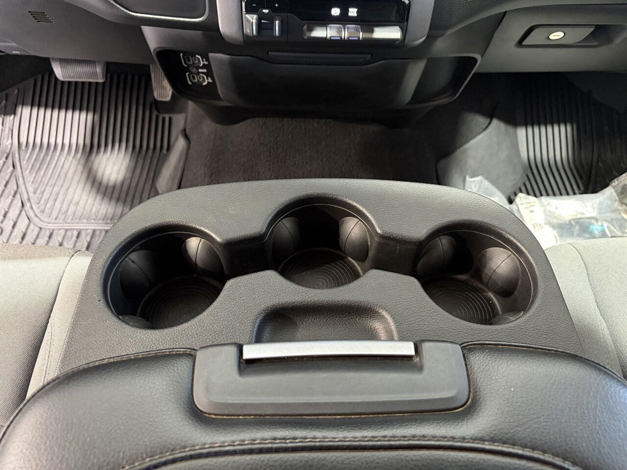 2019 RAM 2500 Big Horn   - Photo 18 - Victorville, CA 92392