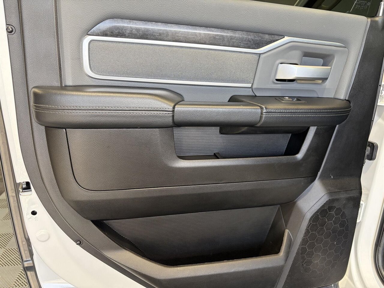 2019 RAM 2500 Big Horn   - Photo 16 - Victorville, CA 92392