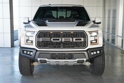2018 Ford F-150 Raptor   - Photo 3 - Victorville, CA 92392