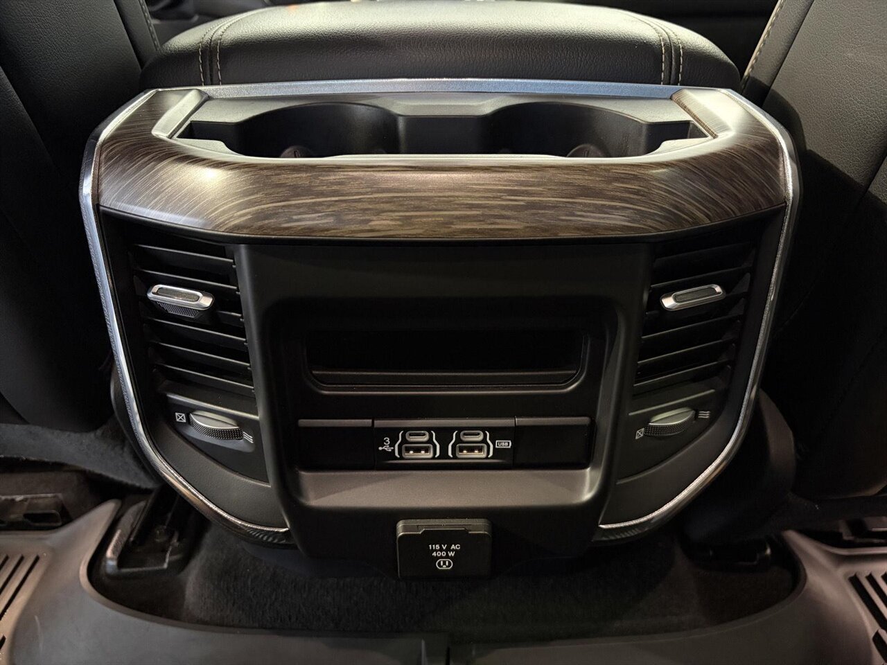 2019 RAM 1500 Laramie   - Photo 26 - Victorville, CA 92392