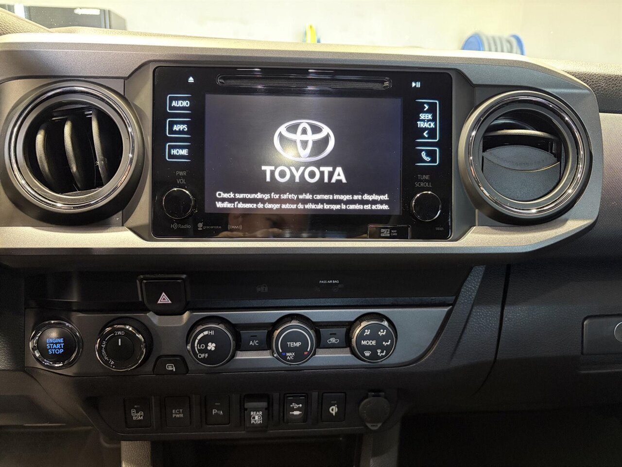 2019 Toyota Tacoma TRD Off-Road - Photo 18 - Victorville, CA 92392