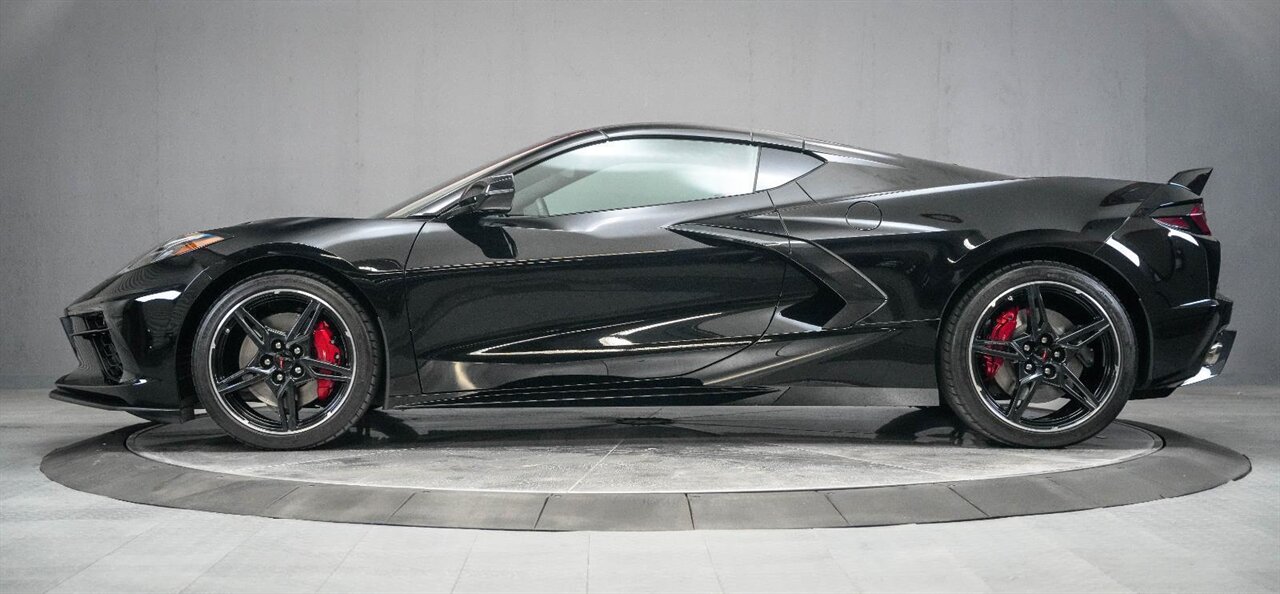 2021 Chevrolet Corvette Stingray - Photo 9 - Victorville, CA 92392