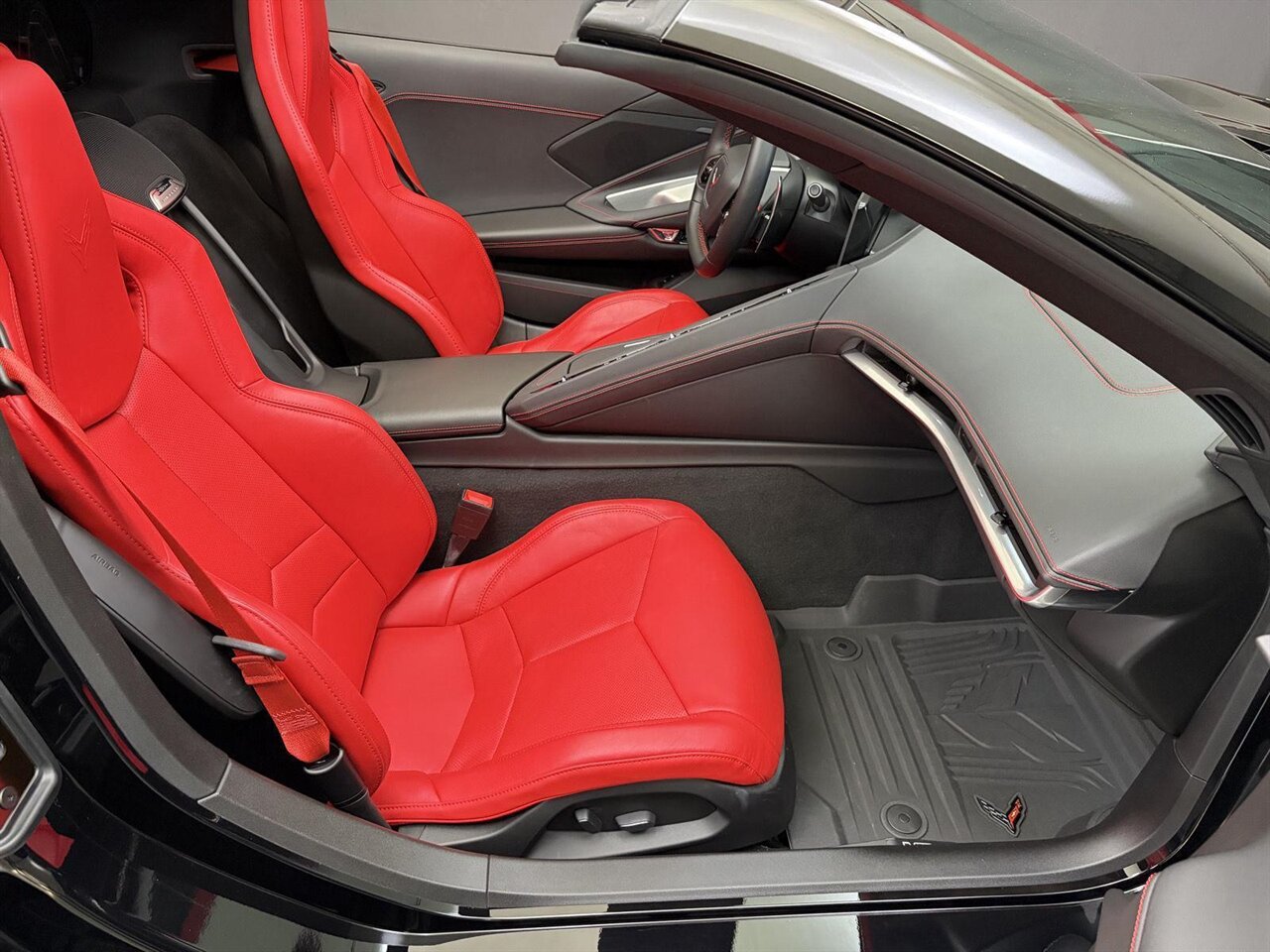 2021 Chevrolet Corvette Stingray - Photo 25 - Victorville, CA 92392