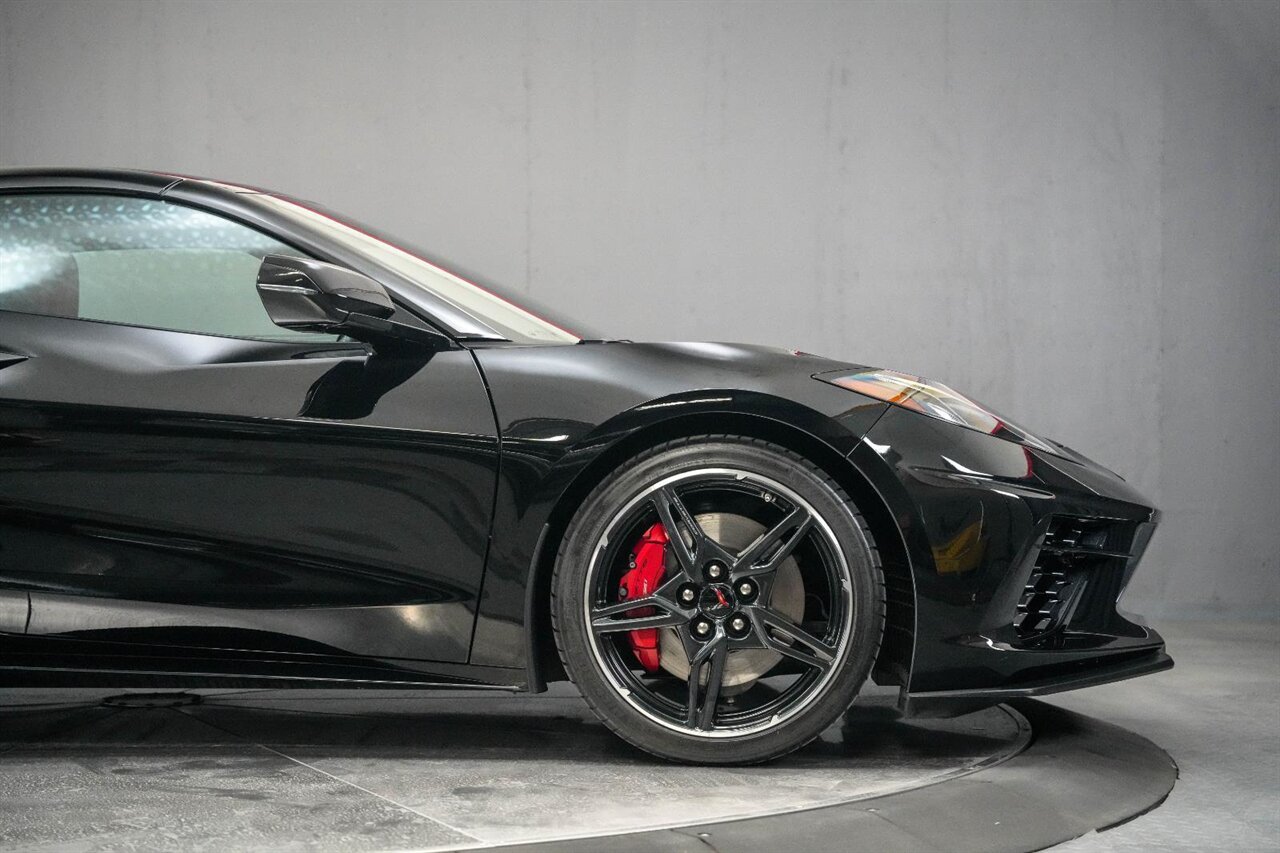 2021 Chevrolet Corvette Stingray - Photo 5 - Victorville, CA 92392