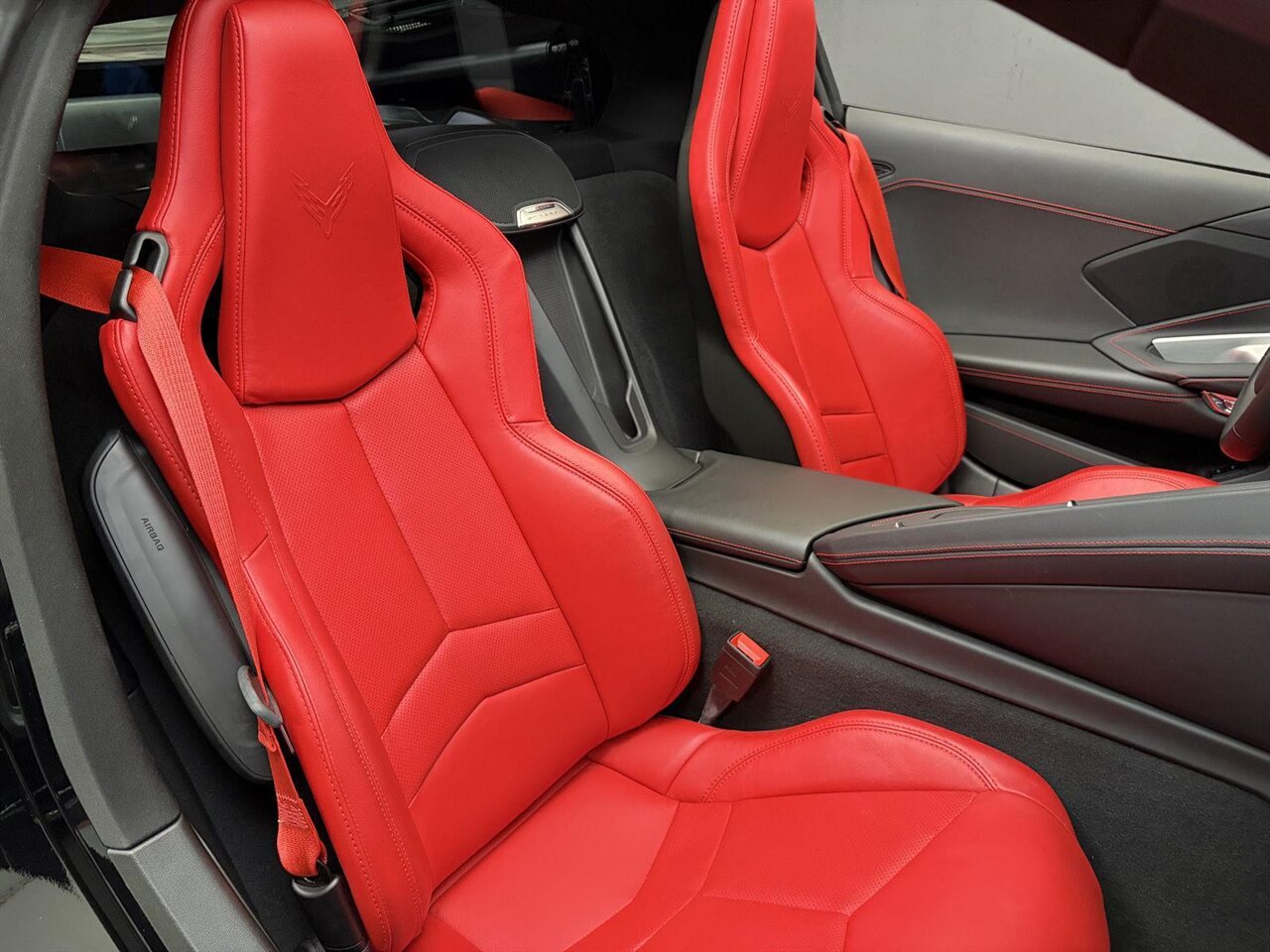 2021 Chevrolet Corvette Stingray - Photo 29 - Victorville, CA 92392