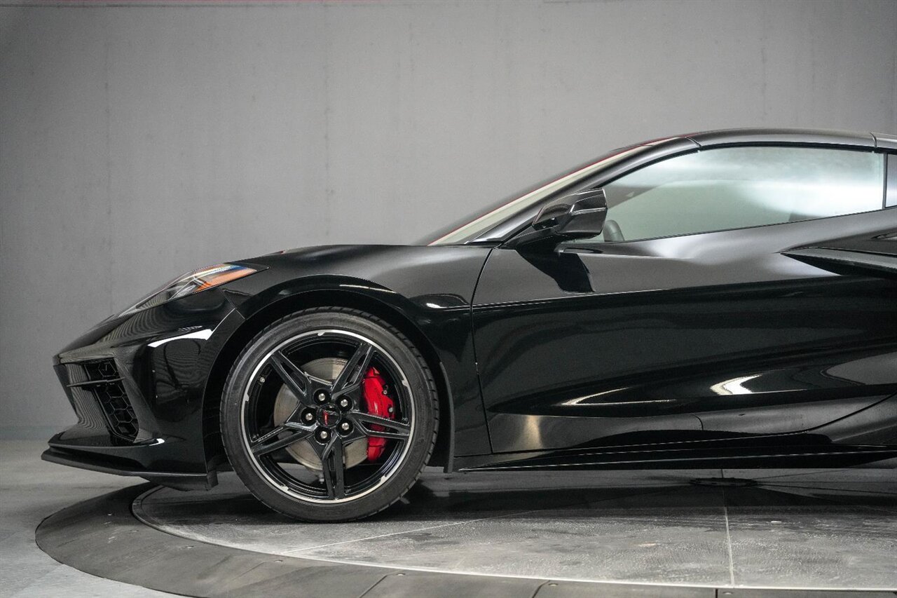 2021 Chevrolet Corvette Stingray - Photo 10 - Victorville, CA 92392