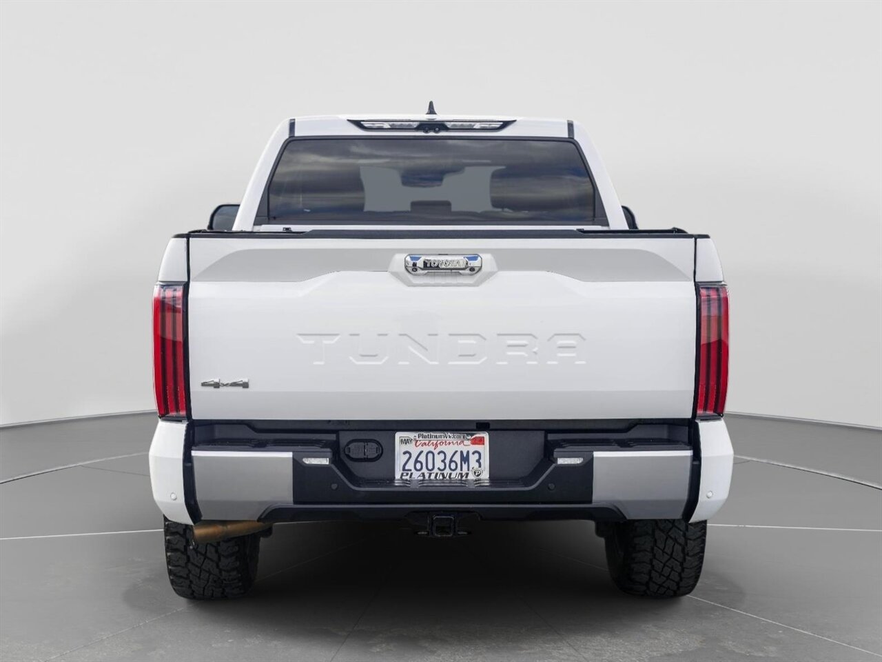 2022 Toyota Tundra Limited   - Photo 7 - Victorville, CA 92392