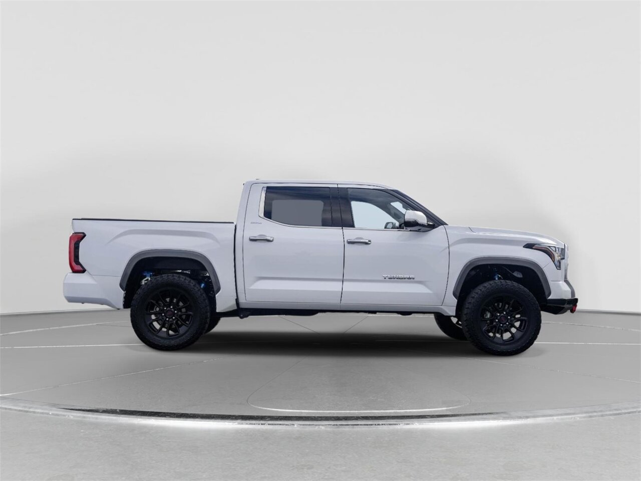 2022 Toyota Tundra Limited   - Photo 10 - Victorville, CA 92392