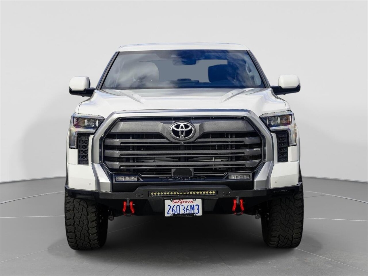 2022 Toyota Tundra Limited   - Photo 5 - Victorville, CA 92392