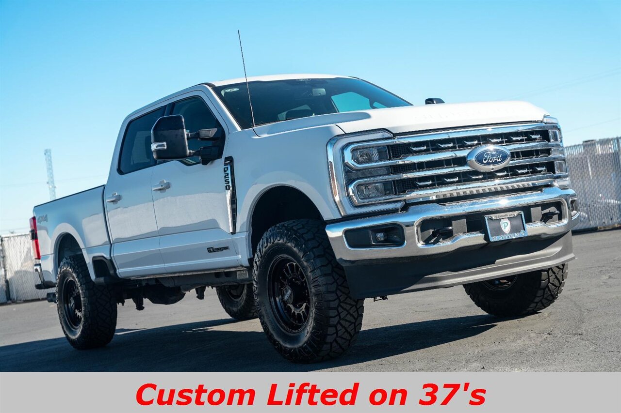 2024 Ford F-250 Super Duty Lariat   - Photo 3 - Victorville, CA 92392