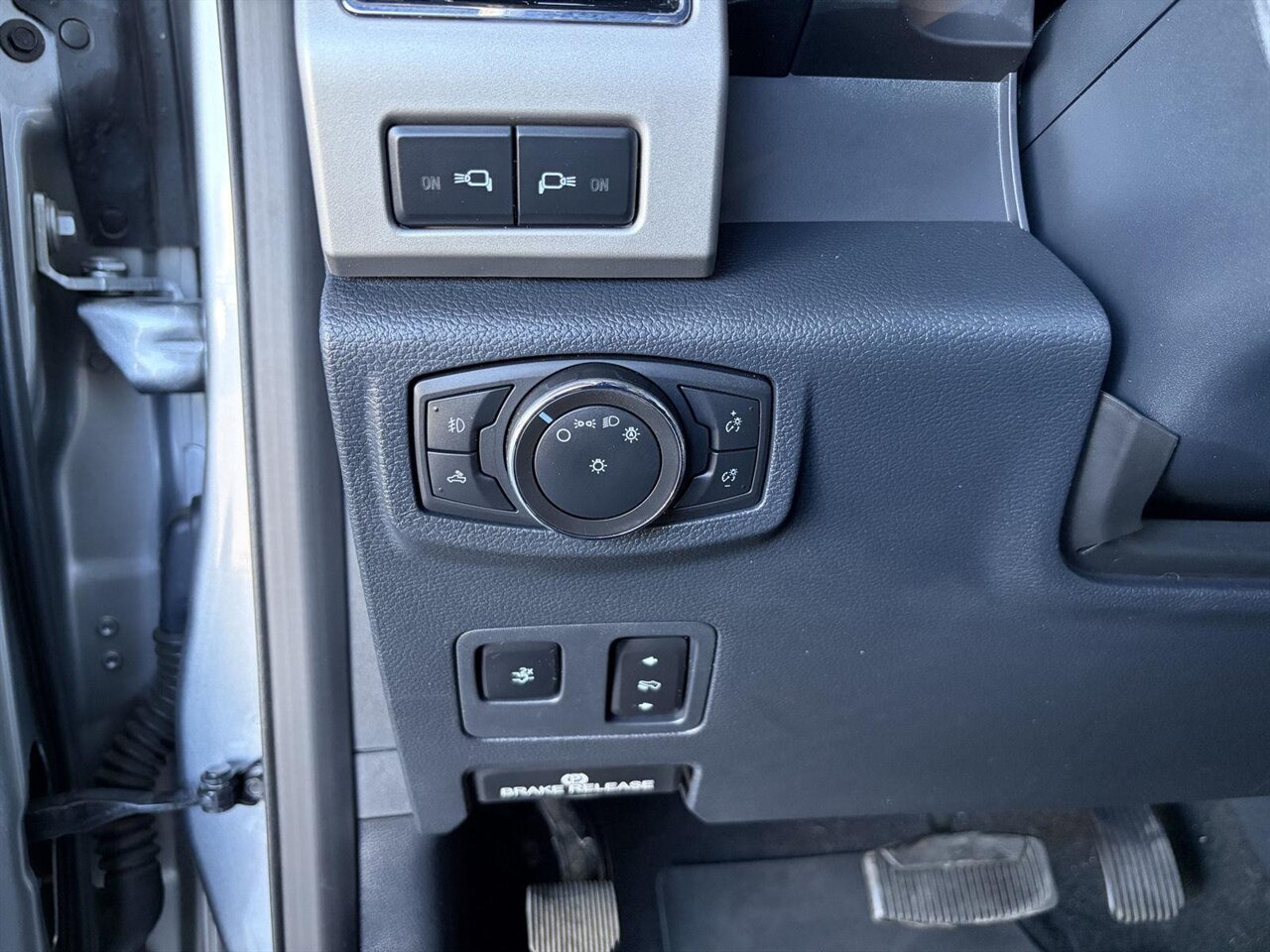 2022 Ford F-250 Super Duty Lariat   - Photo 17 - Victorville, CA 92392