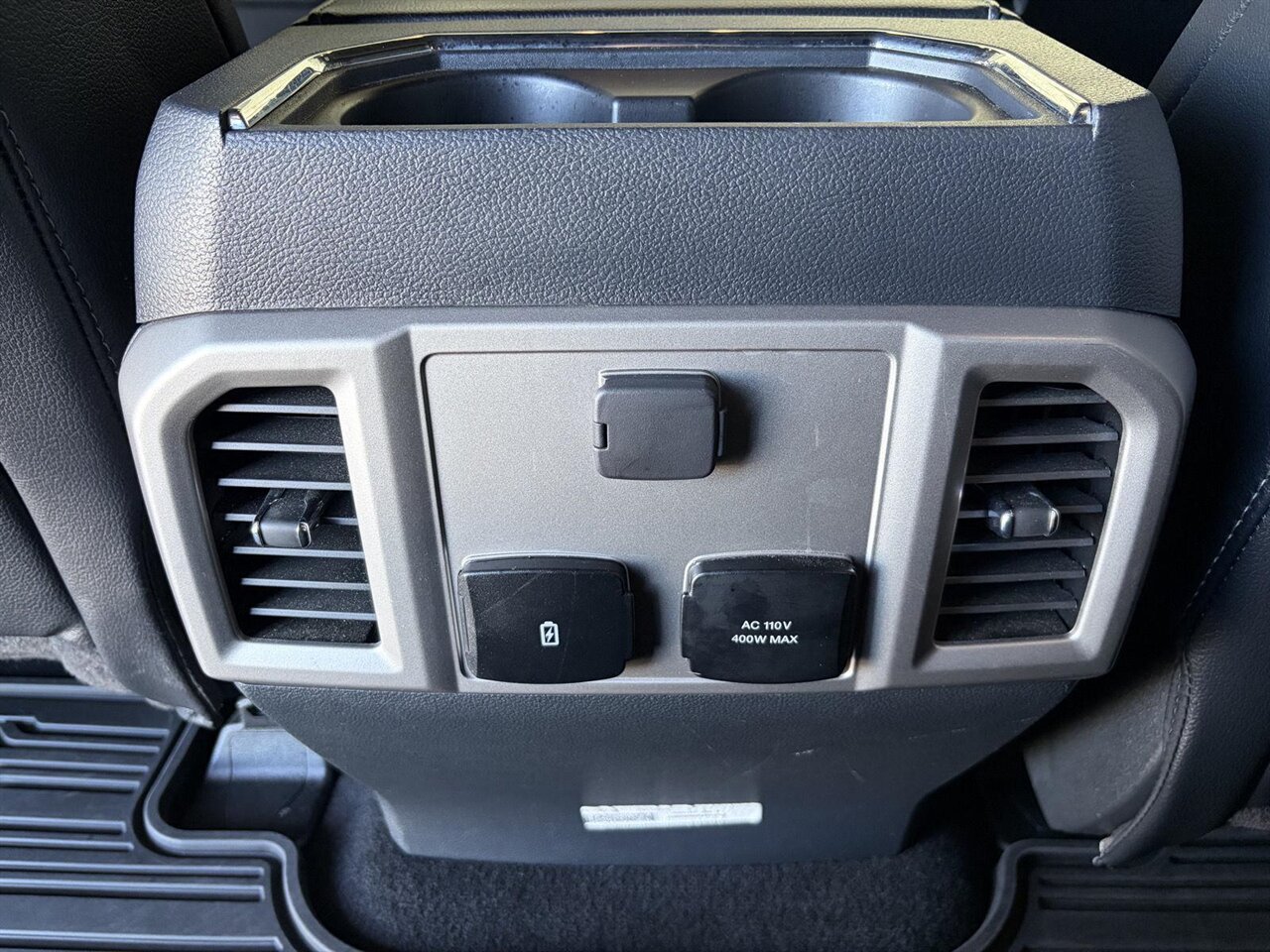 2022 Ford F-250 Super Duty Lariat   - Photo 30 - Victorville, CA 92392