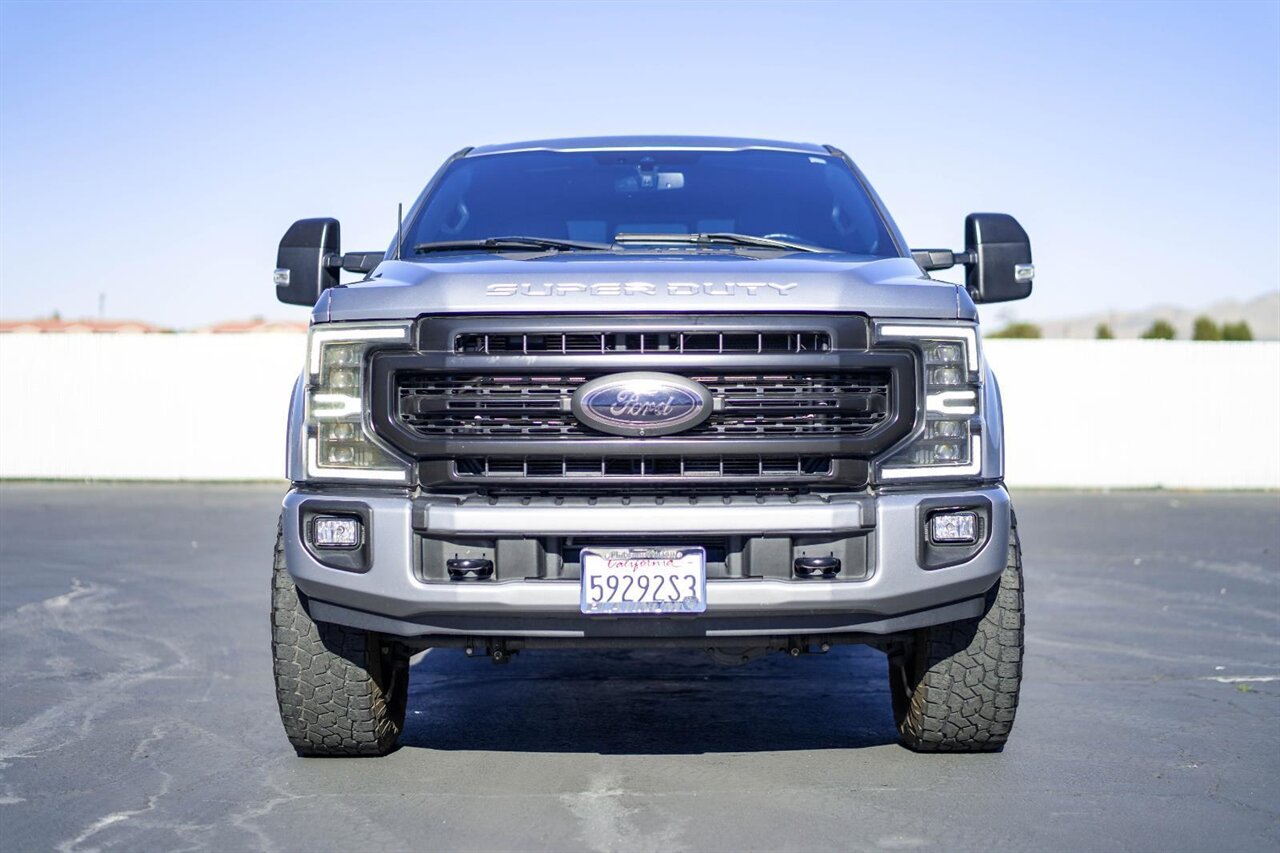 2022 Ford F-250 Super Duty Lariat   - Photo 3 - Victorville, CA 92392