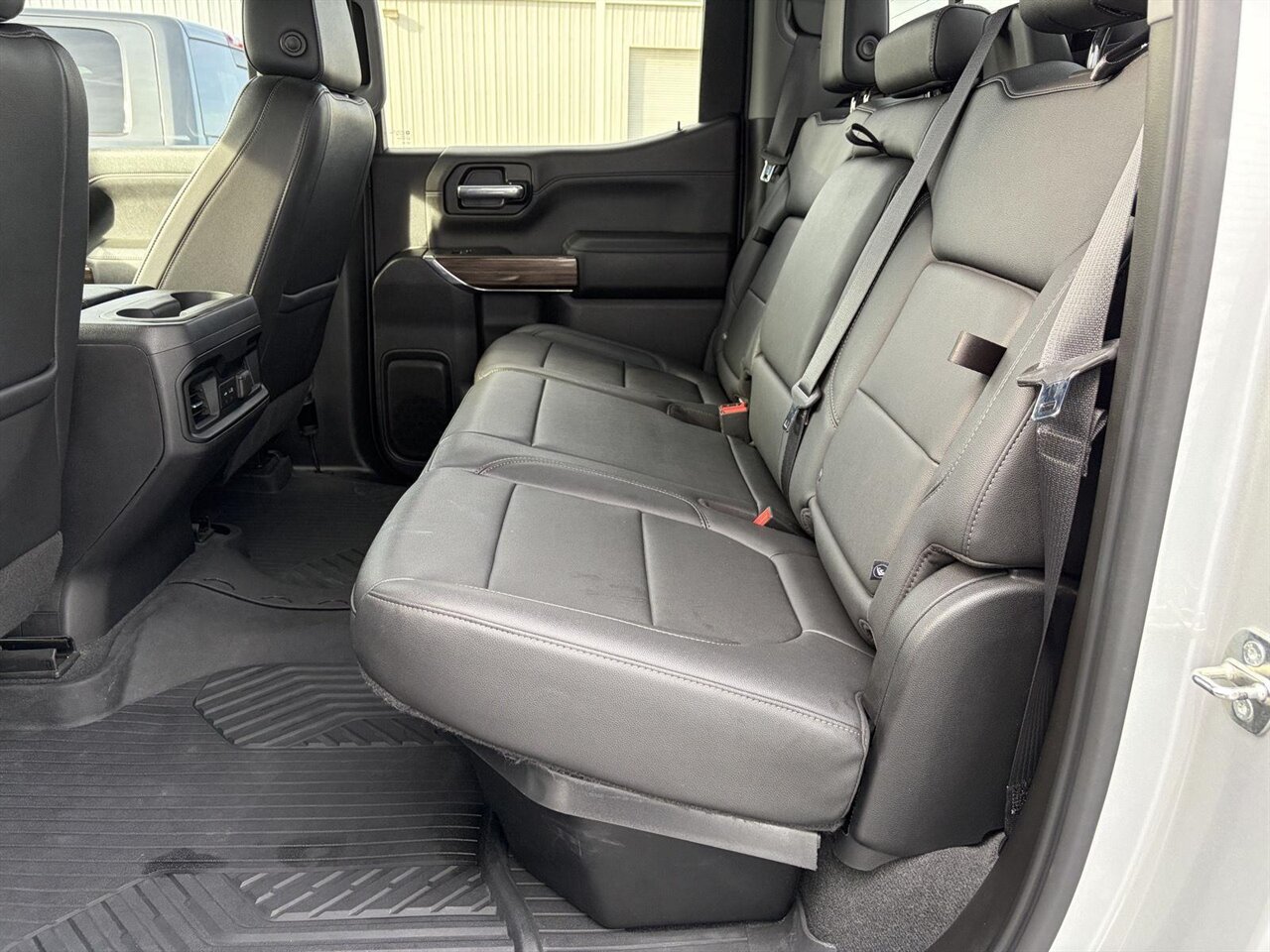 2021 Chevrolet Silverado 1500 LT Trail Boss   - Photo 26 - Victorville, CA 92392