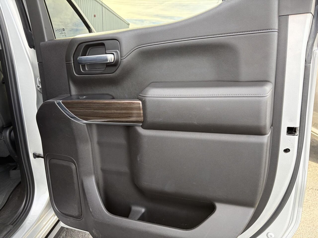 2021 Chevrolet Silverado 1500 LT Trail Boss   - Photo 34 - Victorville, CA 92392