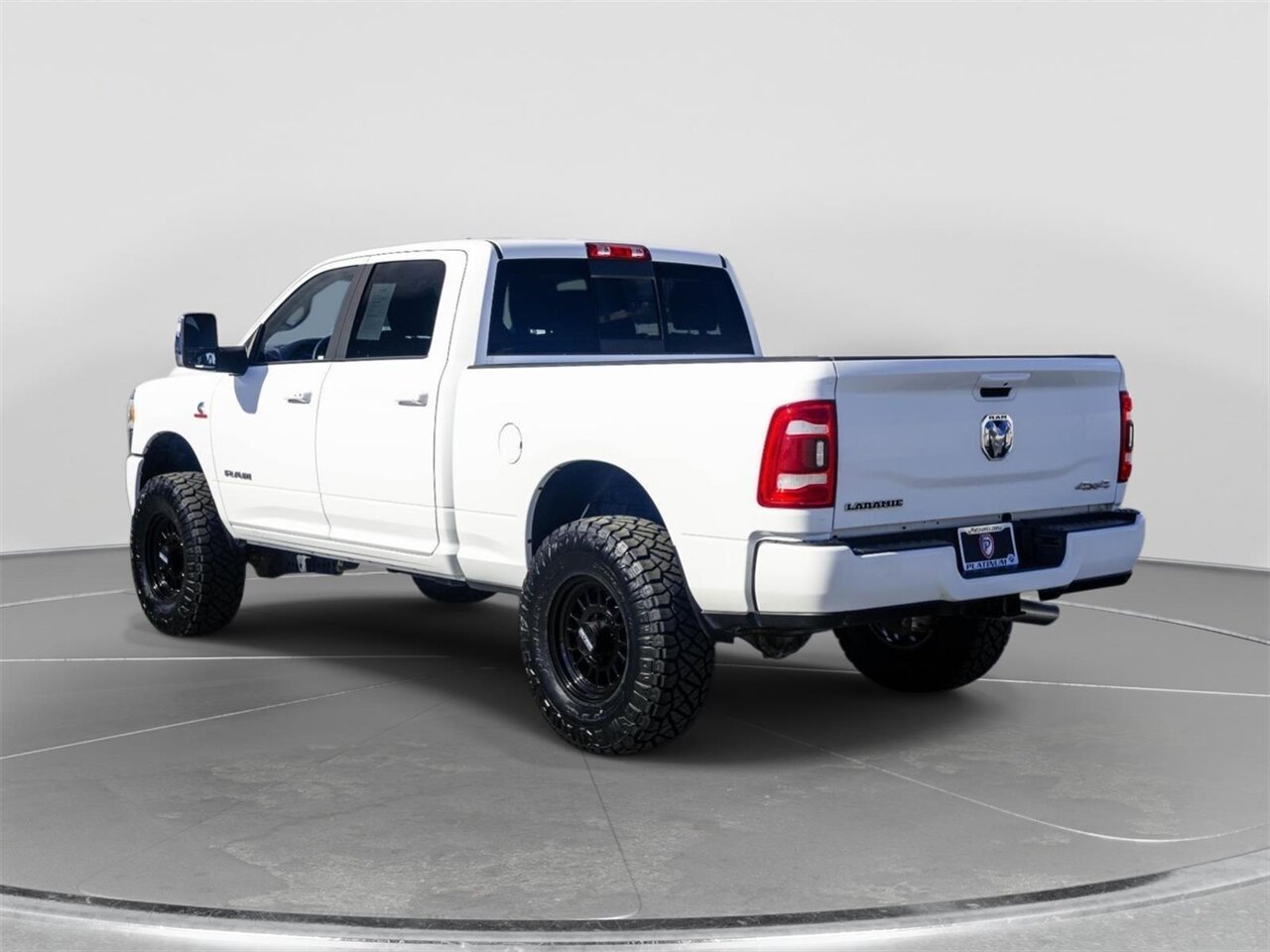 2024 RAM 2500 Laramie   - Photo 5 - Victorville, CA 92392