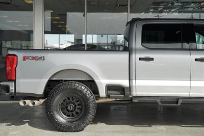 2023 Ford F-250 Super Duty XLT  Custom Lifted Diesel 4x4 - Photo 10 - Victorville, CA 92392