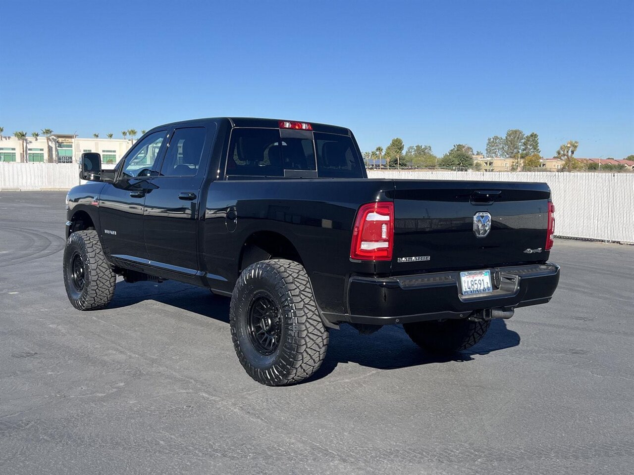 2024 RAM 2500 Laramie   - Photo 9 - Victorville, CA 92392
