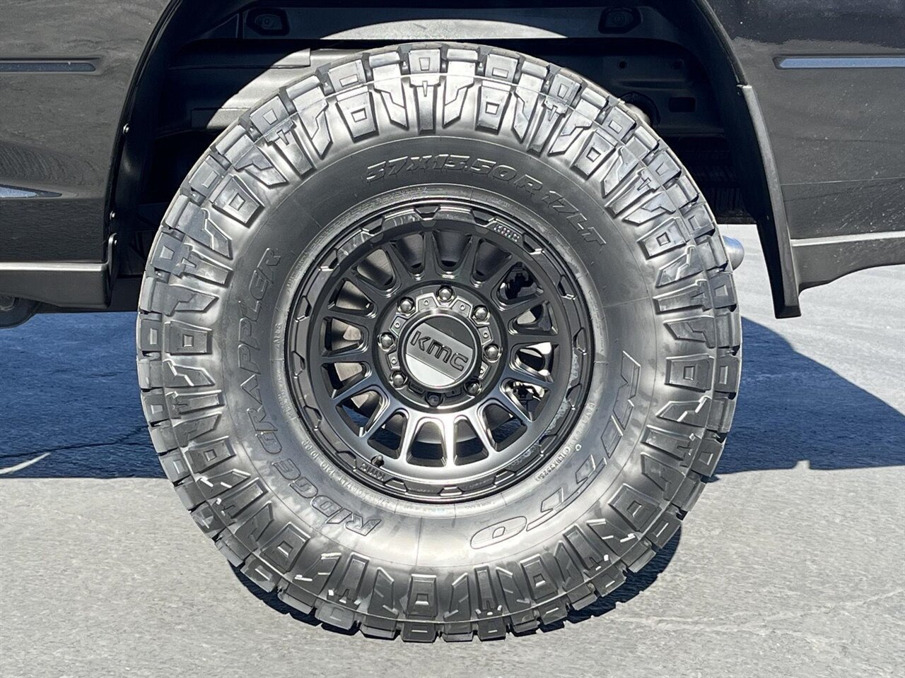 2024 RAM 2500 Laramie   - Photo 5 - Victorville, CA 92392