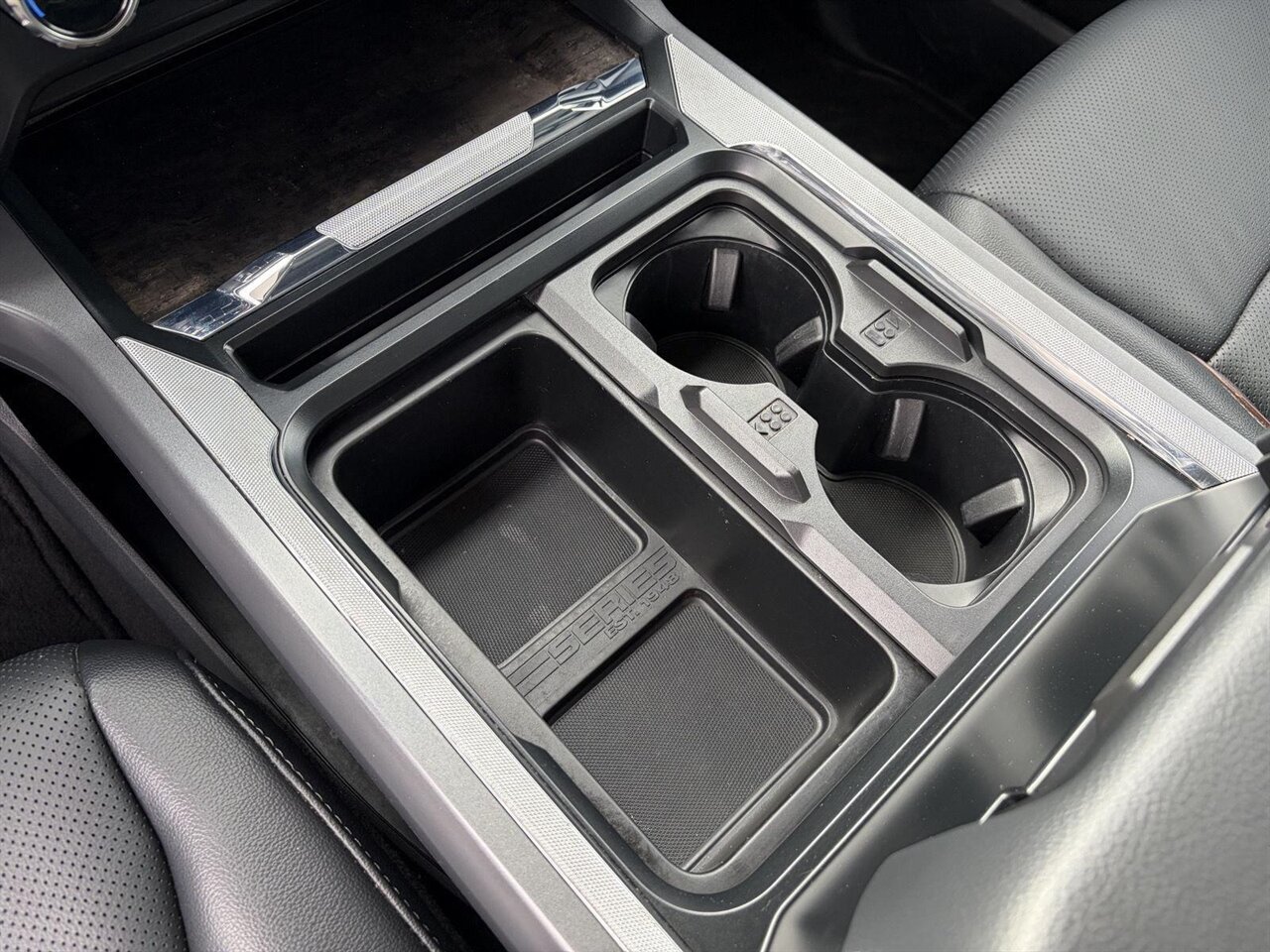 2024 Ford F-250 Super Duty Lariat - Photo 16 - Victorville, CA 92392