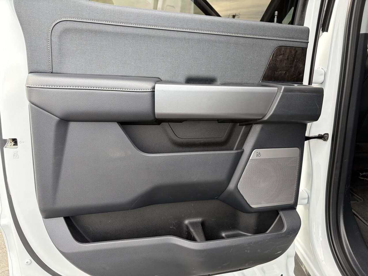 2024 Ford F-250 Super Duty Lariat - Photo 18 - Victorville, CA 92392