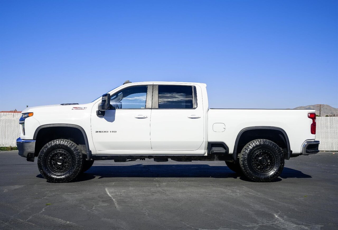 2022 Chevrolet Silverado 2500HD LT   - Photo 3 - Victorville, CA 92392