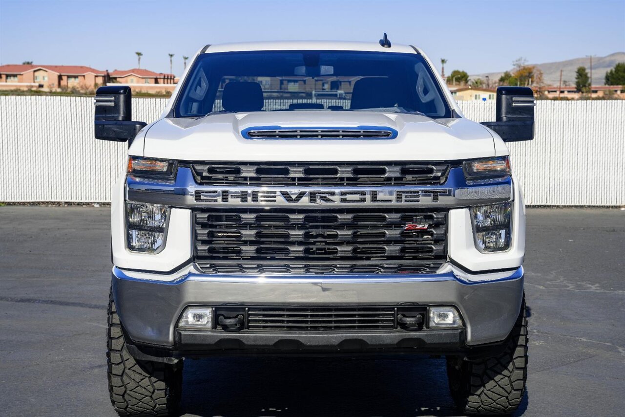 2022 Chevrolet Silverado 2500HD LT   - Photo 7 - Victorville, CA 92392