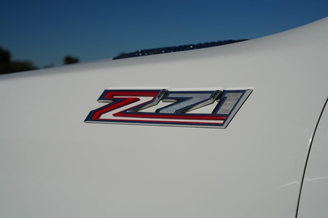 2022 Chevrolet Silverado 2500HD LT   - Photo 6 - Victorville, CA 92392