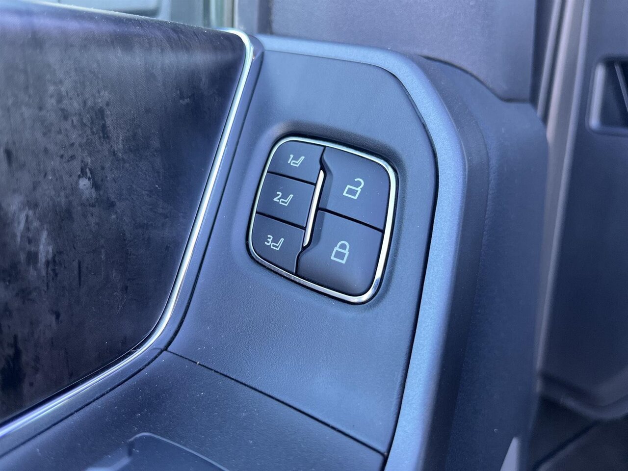 2024 Ford F-250 Super Duty Lariat   - Photo 14 - Victorville, CA 92392