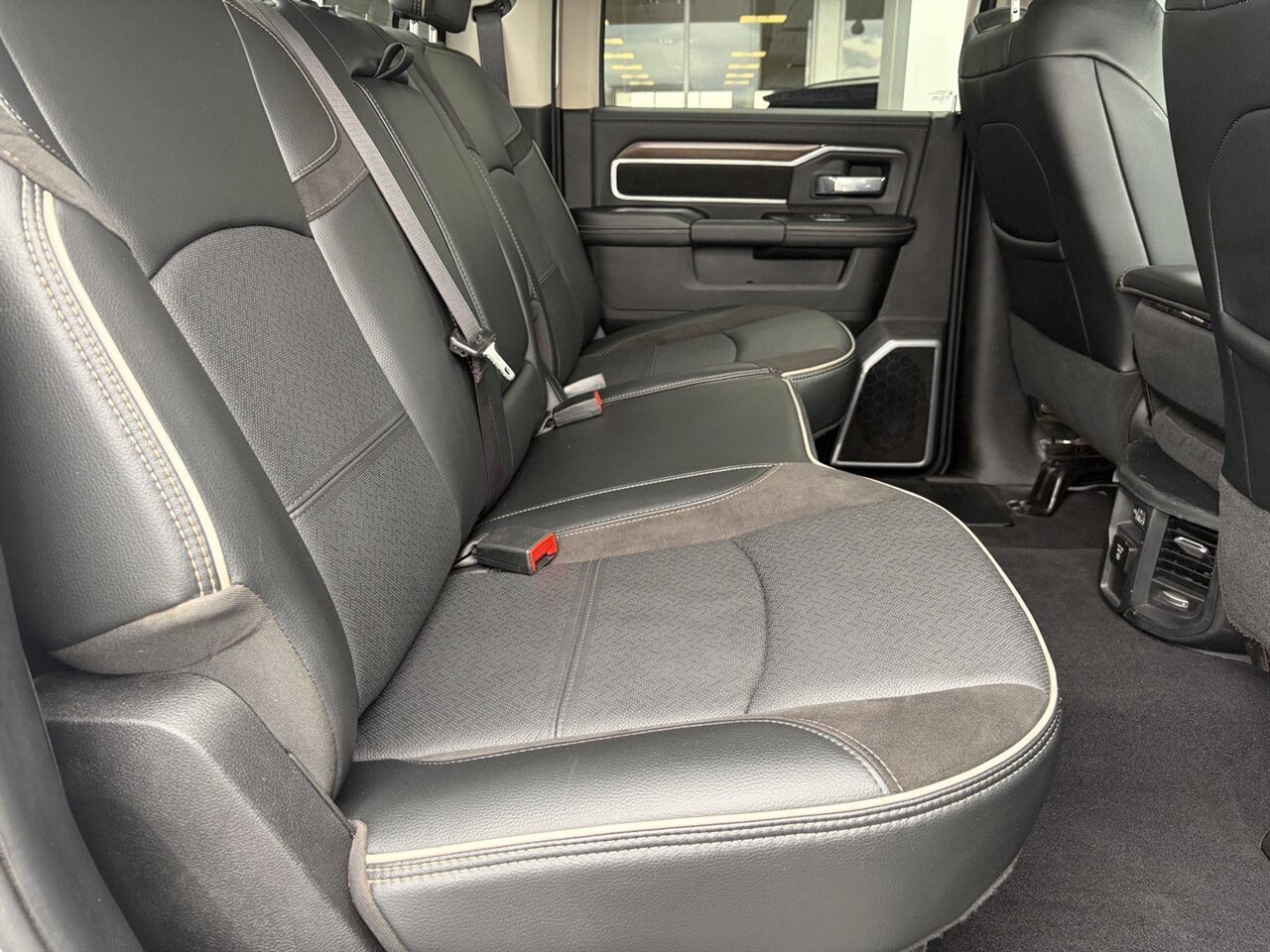 2024 RAM 2500 Laramie   - Photo 26 - Victorville, CA 92392